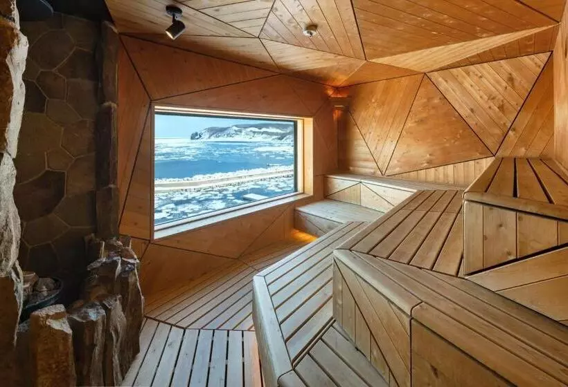 Kitakobushi Shiretoko Hotel & Resort