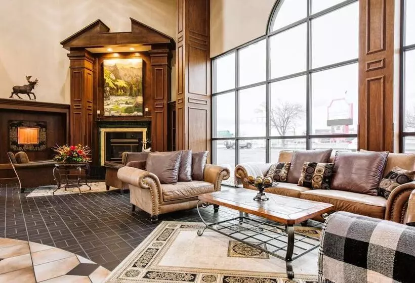 هتل Lodge Of The Ozarks