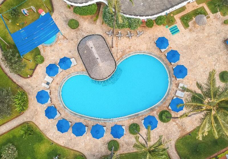 فندق Nungwi Beach Resort By Turaco