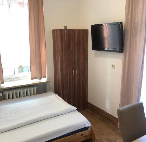 Hotel Pension Schmellergarten