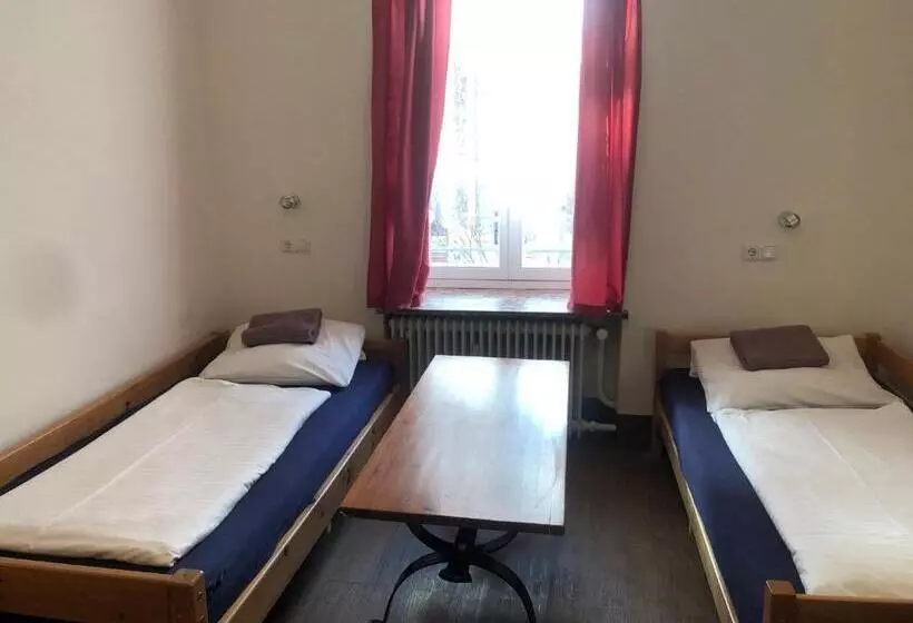 فندق Pension Schmellergarten