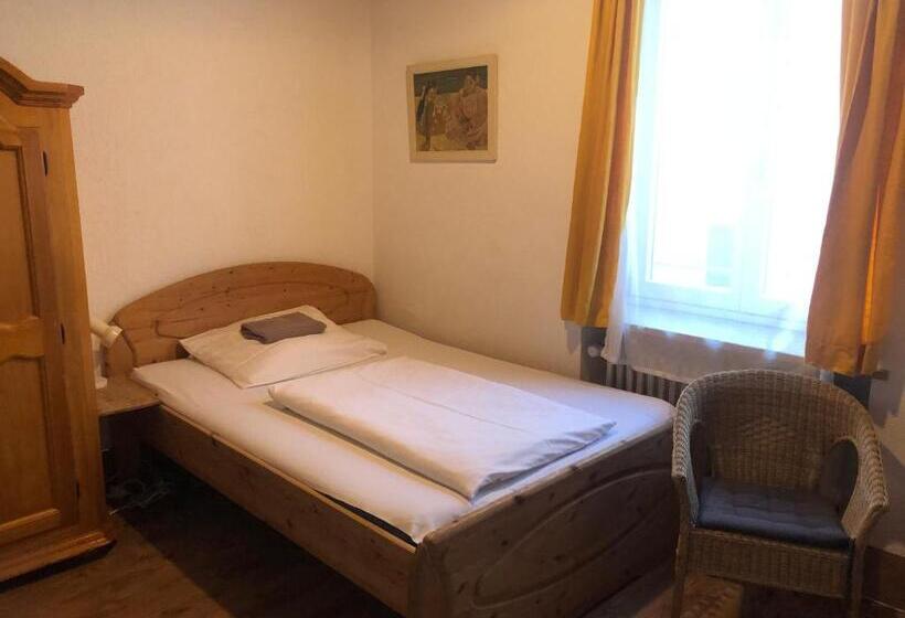 Hotel Pension Schmellergarten