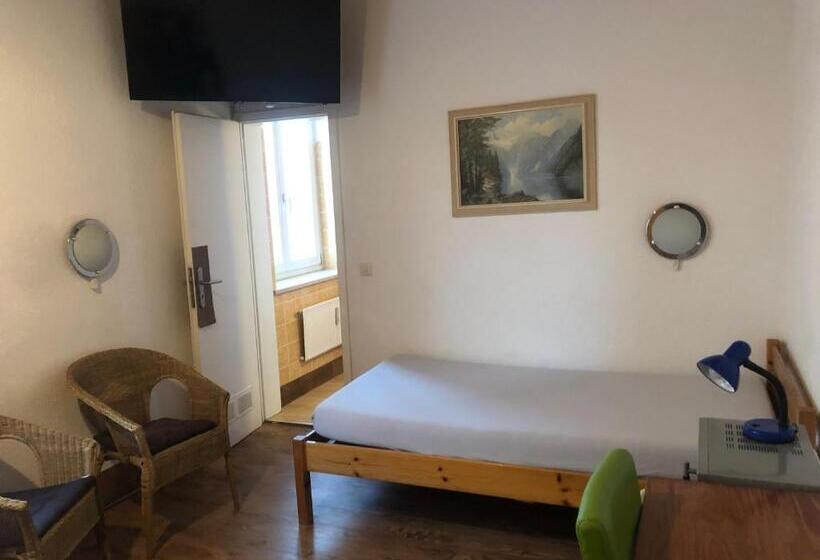 Hotel Pension Schmellergarten