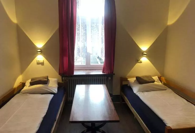 فندق Pension Schmellergarten