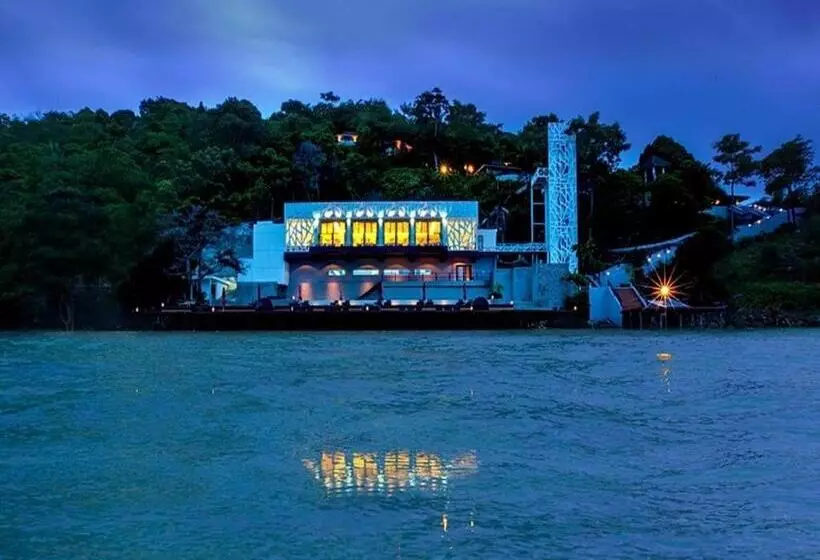 فندق Villa 360 Resort And Spa