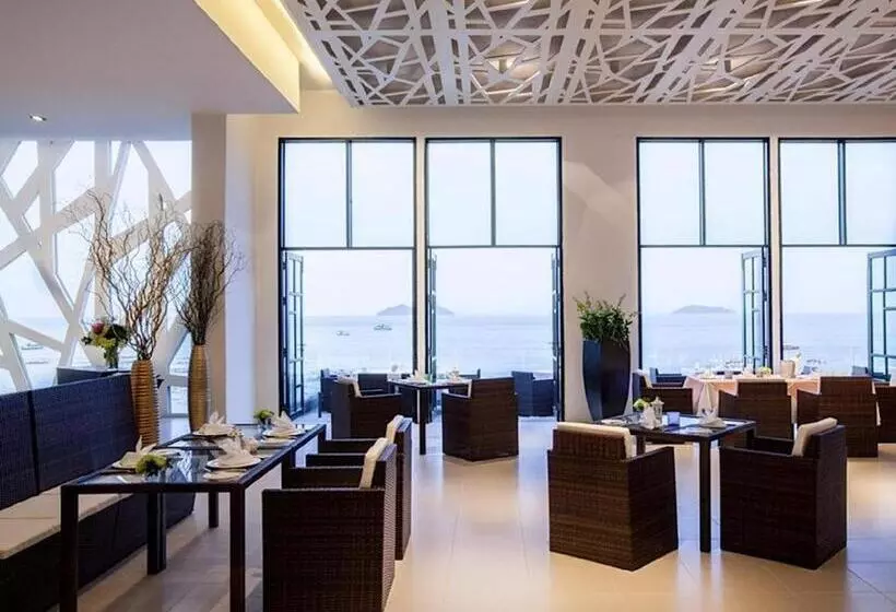 فندق Villa 360 Resort And Spa