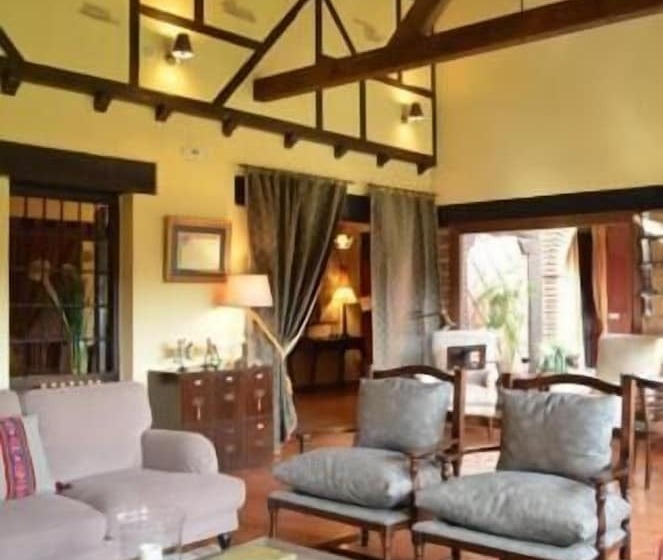 La Casona De Valfrío