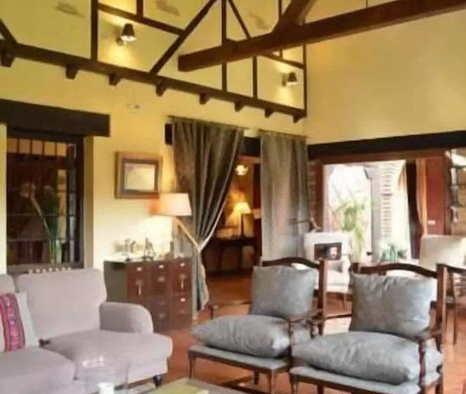 La Casona De Valfrío