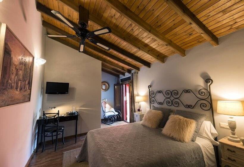 La Casona De Valfrío