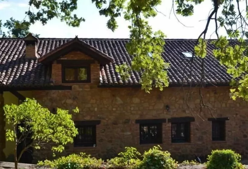 La Casona De Valfrío