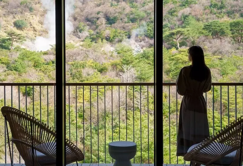 Unzen Miyazaki Ryokan