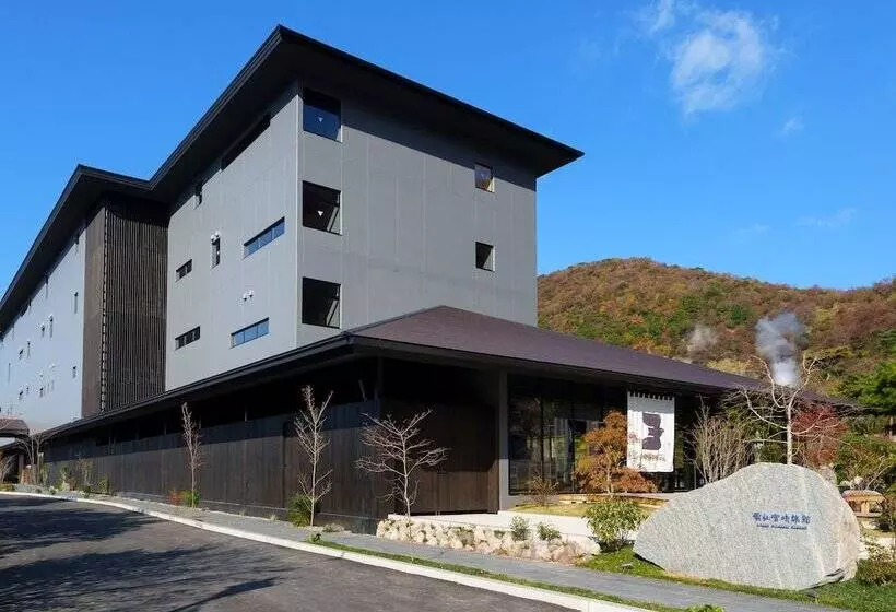 Unzen Miyazaki Ryokan