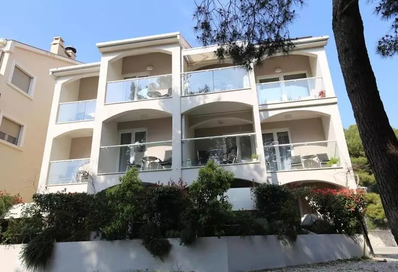 Apartments Lavica Beach Dumičić