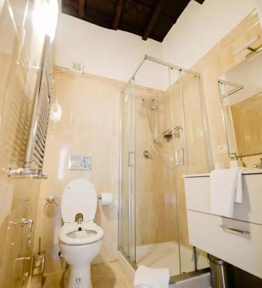 مسافرخانه Campo De Fiori Relais