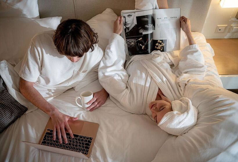 酒店 Avra Imperial