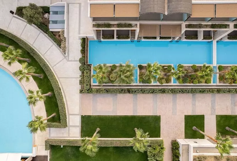 酒店 Avra Imperial