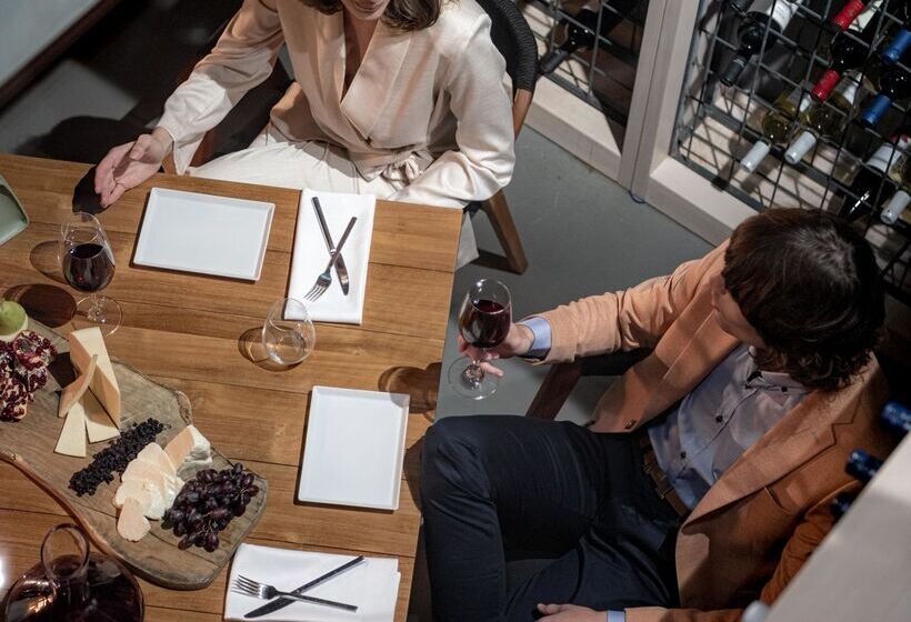 酒店 Avra Imperial