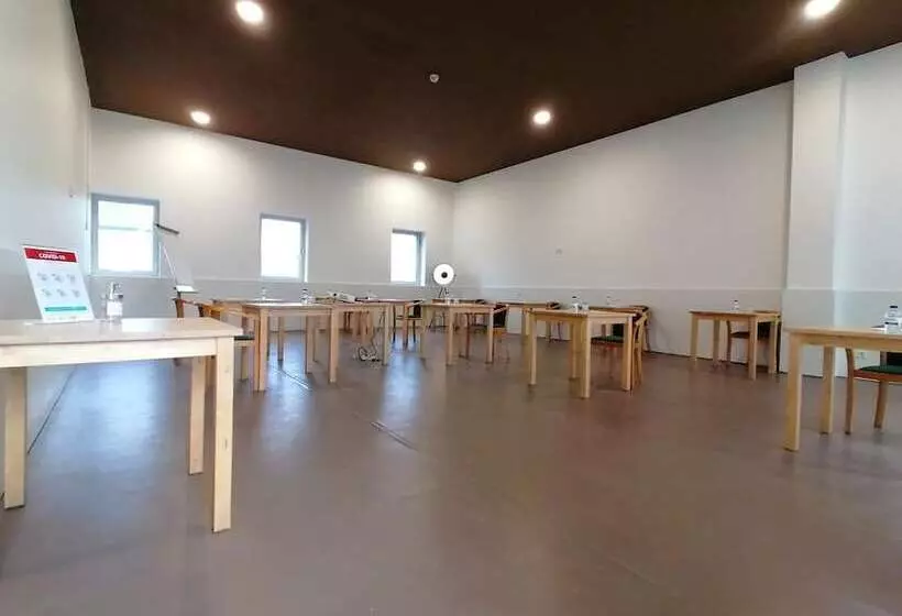 호텔 Basic Braga by Axis