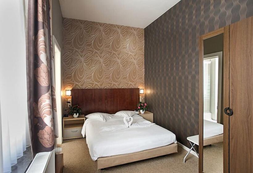 בית מלון כפרי Cathedral Gent Centrum