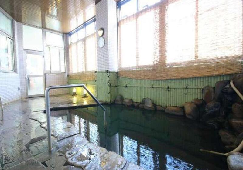 هتل Community & Spa Naha Central