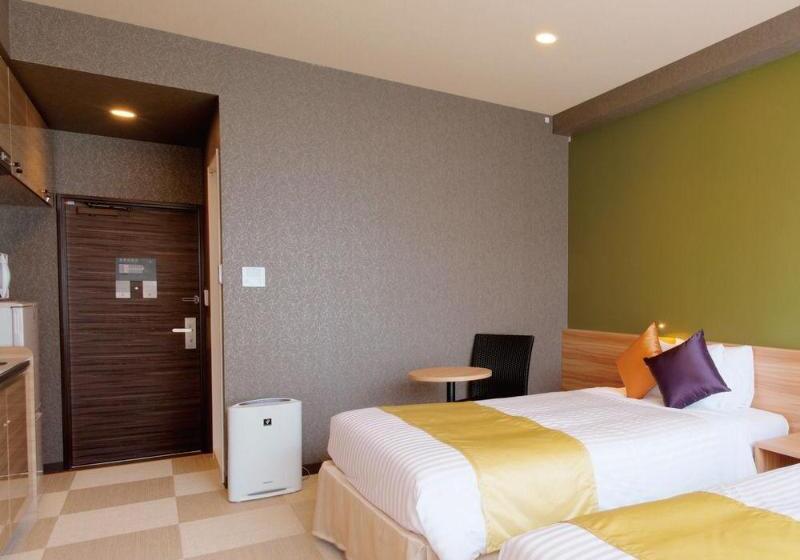 هتل Community & Spa Naha Central