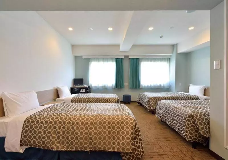 호텔 Community & Spa Naha Central