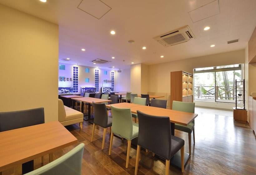 هتل Community & Spa Naha Central