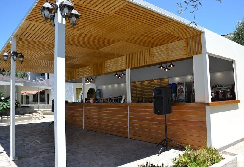 Отель Dassia Holiday Club