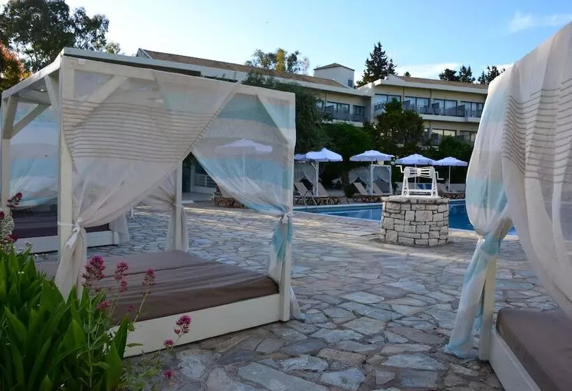 هتل Dassia Holiday Club