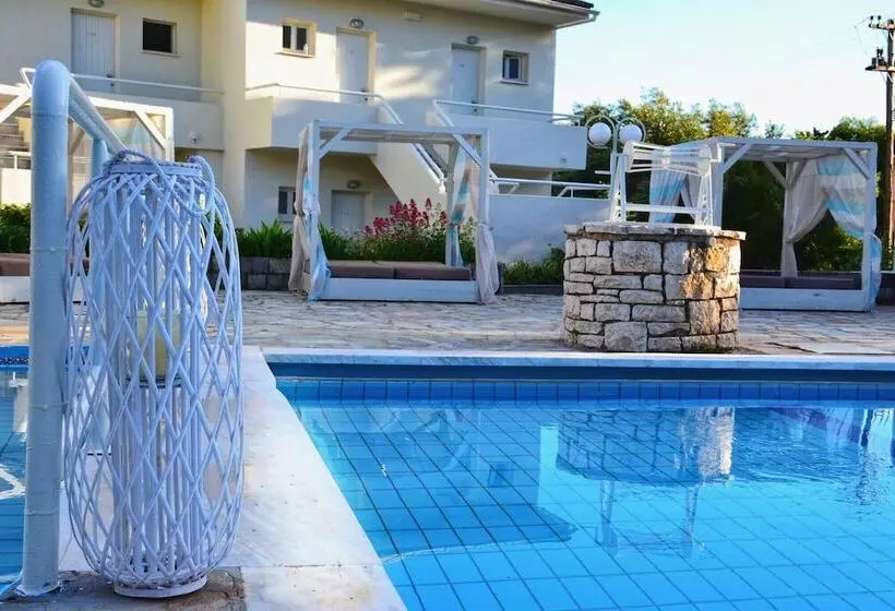 هتل Dassia Holiday Club