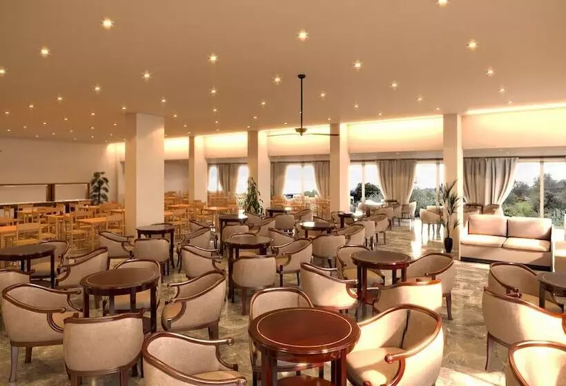 هتل Dassia Holiday Club