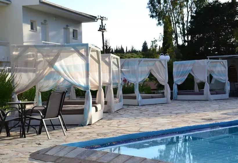 هتل Dassia Holiday Club