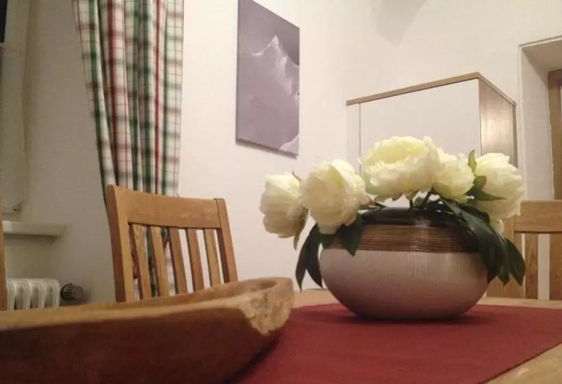 ホテル Gästehaus Rübezahl