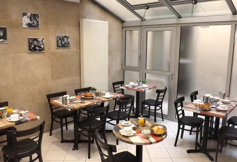 هتل Hôtel De La Place Des Alpes