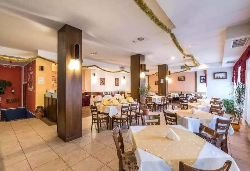 Отель Iceberg Bansko