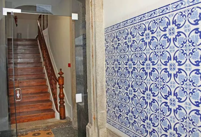 Hotelli Lunar Guest House