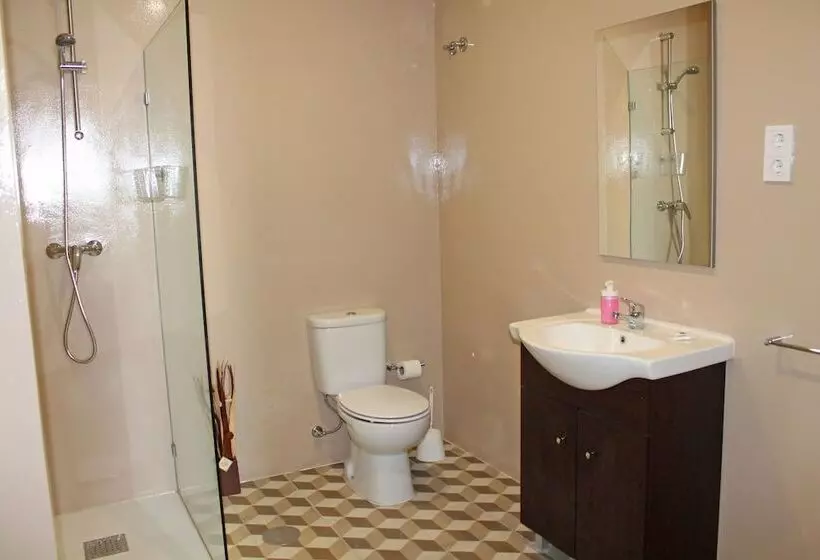 Hotelli Lunar Guest House