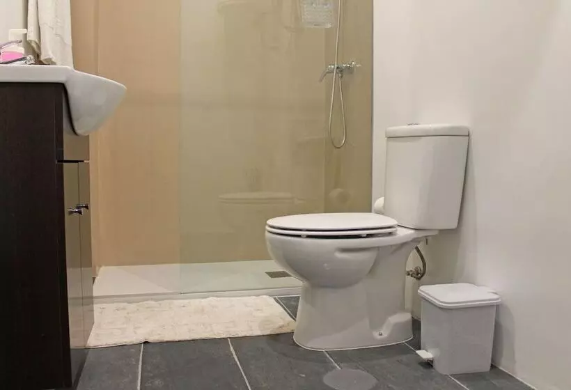 Hotelli Lunar Guest House