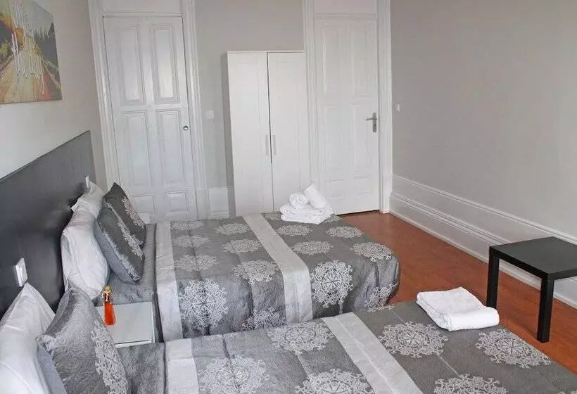 Hotelli Lunar Guest House