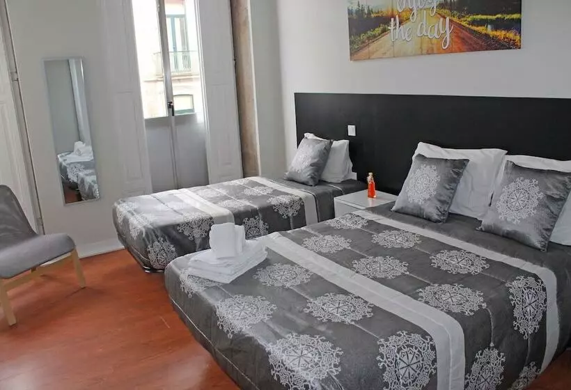 Hotelli Lunar Guest House