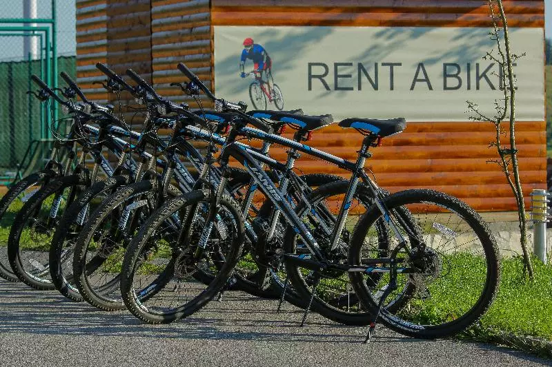 فندق Tourist Center Marko