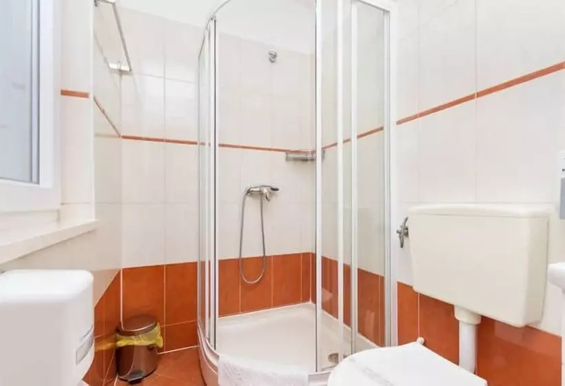 Отель Villa Cezar