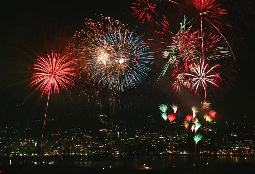 ホテル Yugawara Onsen Kawasegien Isuzu