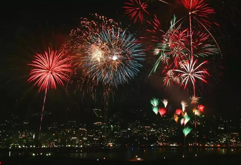 Hotel Yugawara Onsen Kawasegien Isuzu