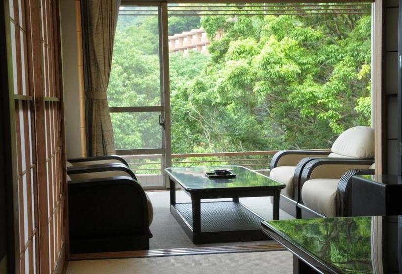 ホテル Yugawara Onsen Kawasegien Isuzu