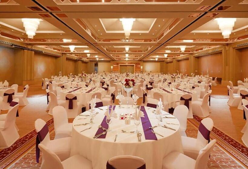 Millennium Plaza Downtown Suites