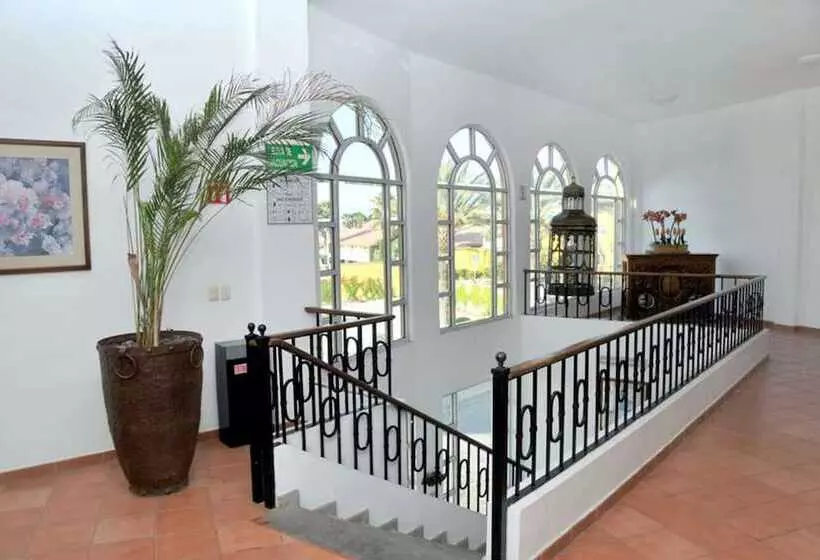 ホテル Best Western Saltillo