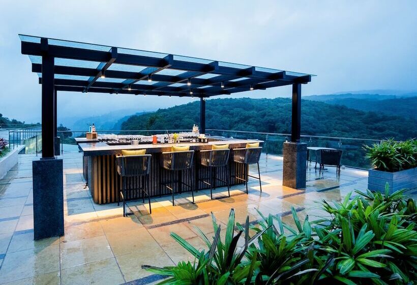 هتل Courtyard By Marriott Mahabaleshwar