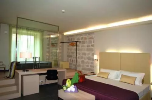 فندق El Homs Palace