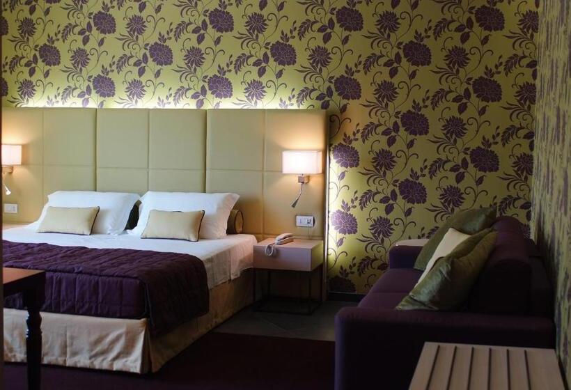 Hotel El Homs Palace